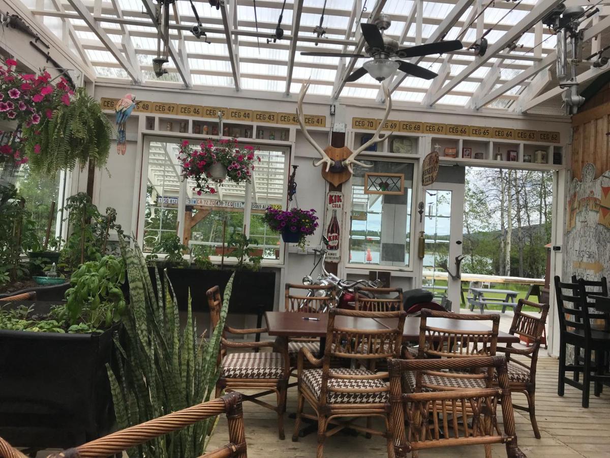 Six Mile River Resort Tagish Esterno foto