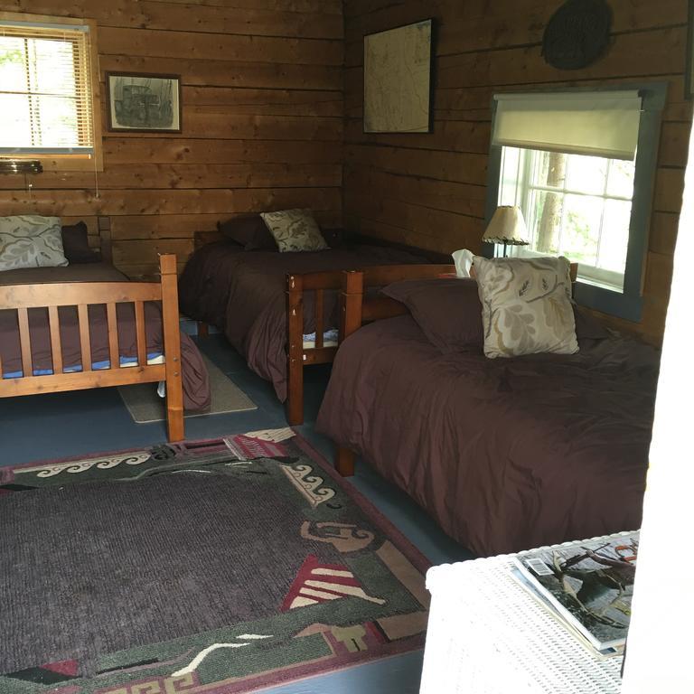Six Mile River Resort Tagish Esterno foto